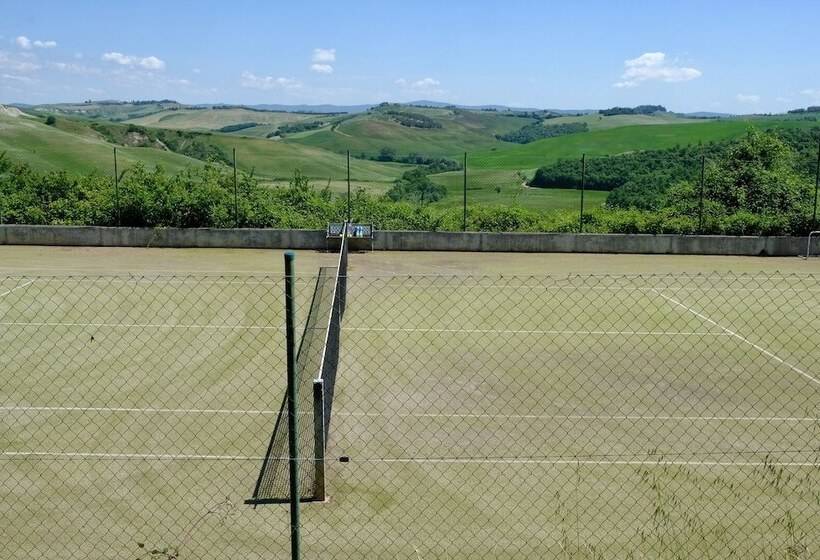 هتل Tenuta La Campana