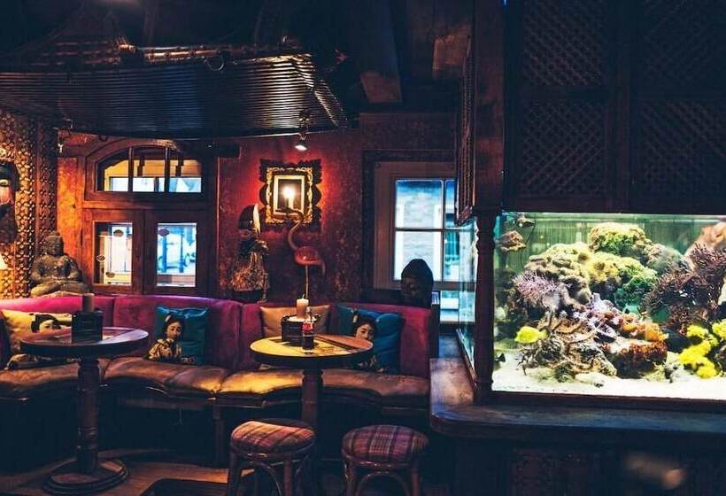 Thehotel At Lippischer Hof