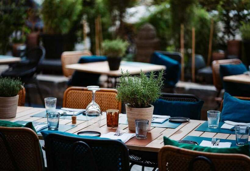 Thehotel At Lippischer Hof