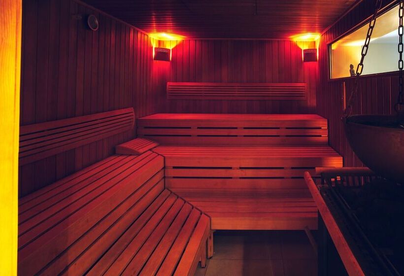 Thehotel At Lippischer Hof