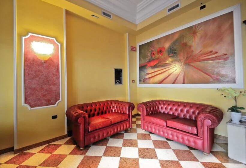 فندق Tito Serranò