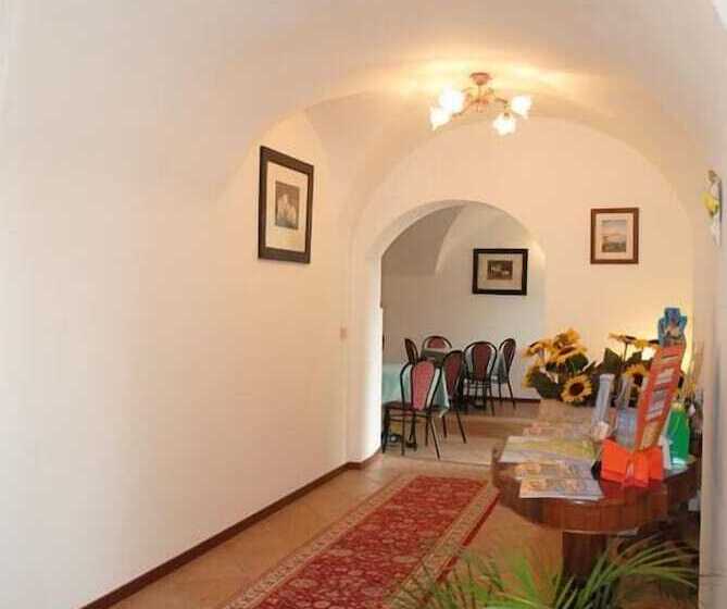 בית מלון כפרי Tiziana Garnì