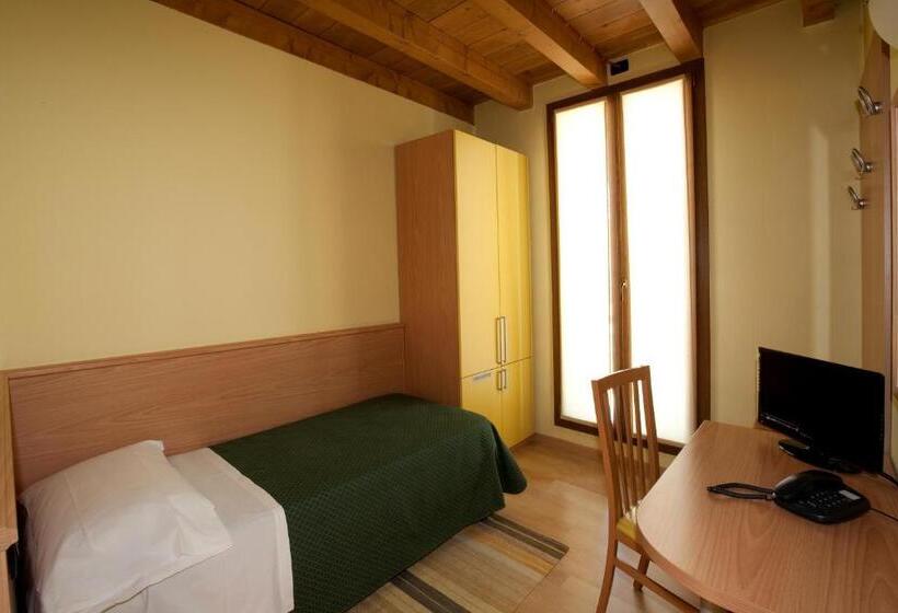 בית מלון כפרי Valbrenta