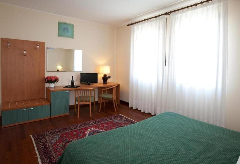 בית מלון כפרי Valbrenta