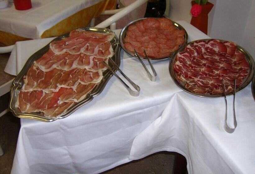 ホテル Villa Carla