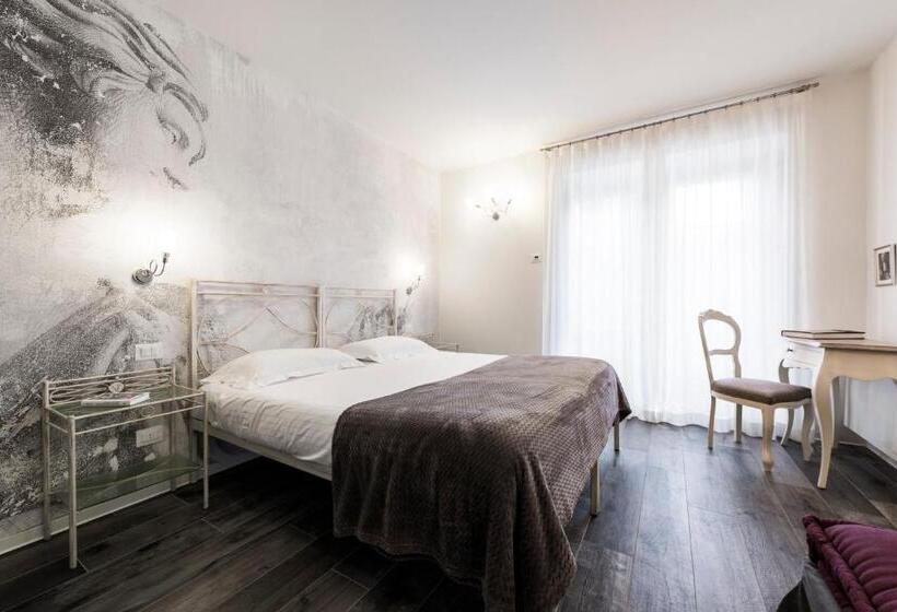 酒店 Villa Italia Luxury Suites And Apartments