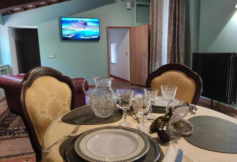 호텔 Villa La Nussa