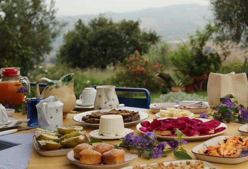 호텔 Villa La Nussa