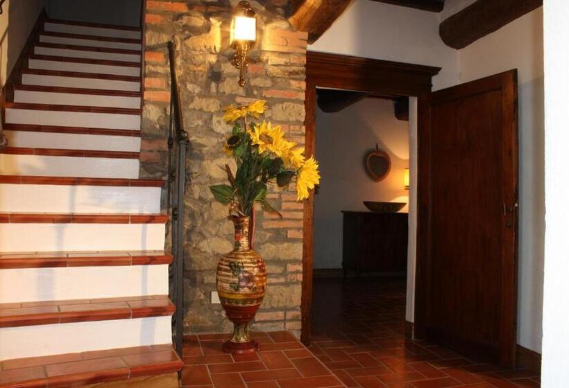 호텔 Villa La Nussa