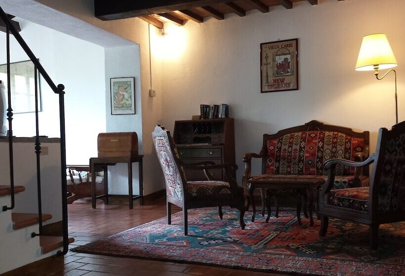 호텔 Villa La Nussa