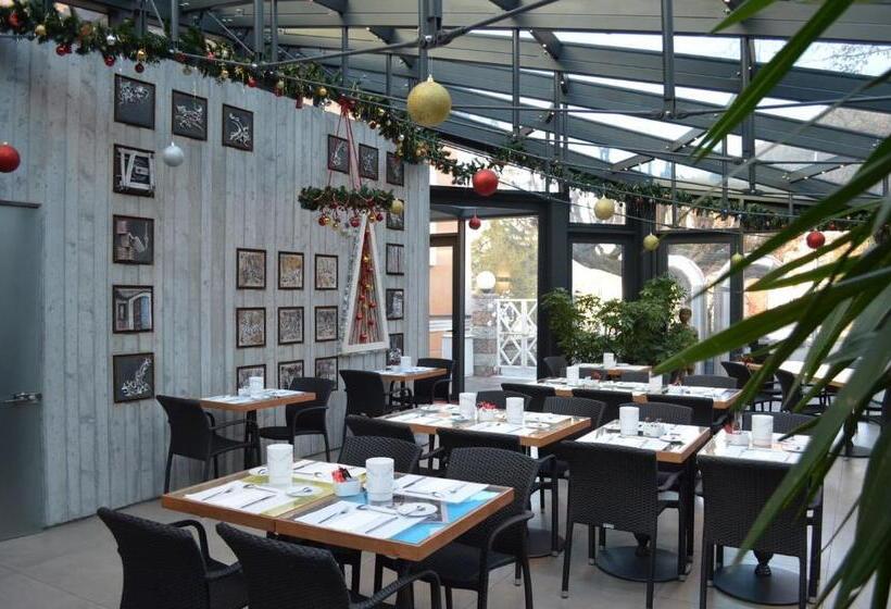 בית מלון כפרי Villa Regina