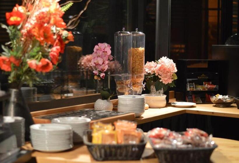 בית מלון כפרי Villa Regina