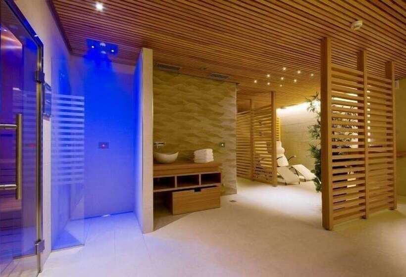 בית מלון כפרי Villa Regina