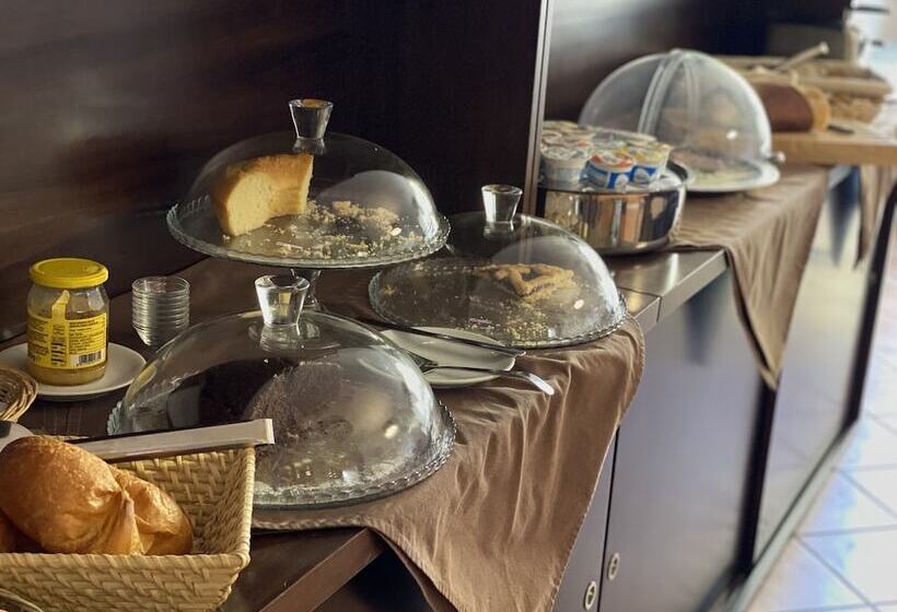 ホテル Villa Santacroce