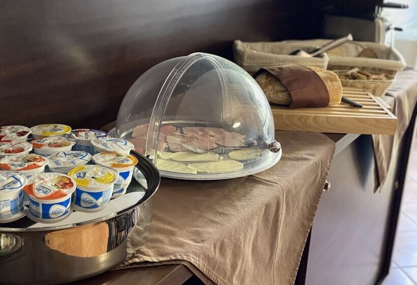 ホテル Villa Santacroce