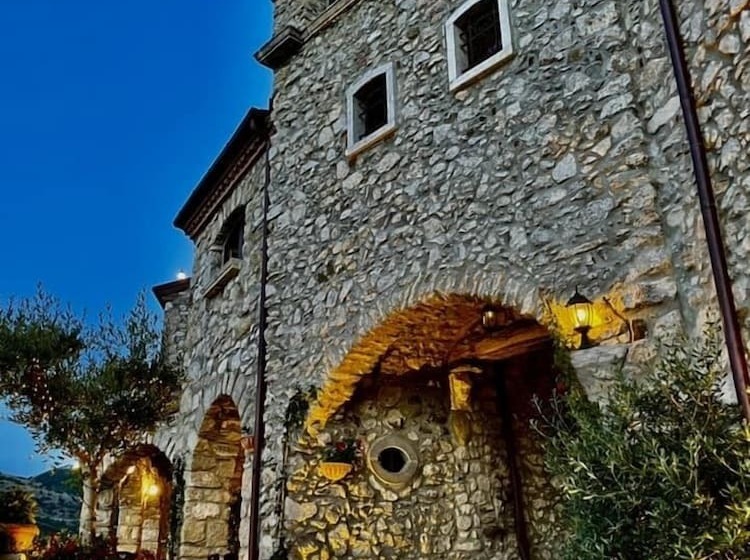 فندق Villa Torre Antica