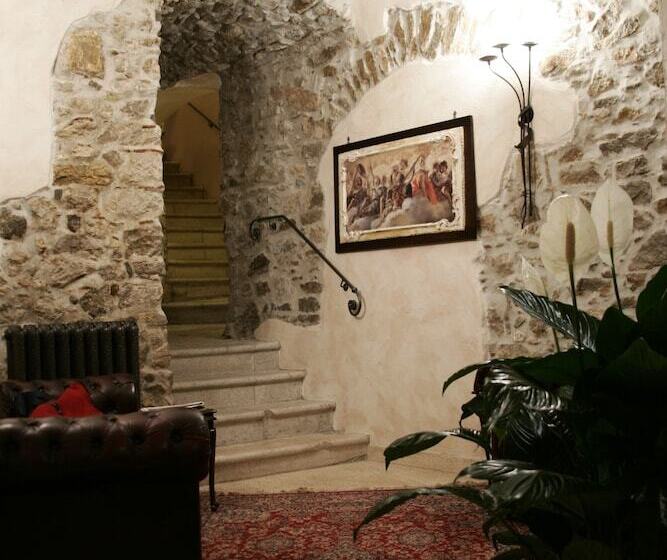 فندق Villa Torre Antica