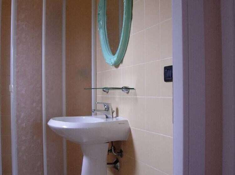 Отель Villaggio Turistico Airone