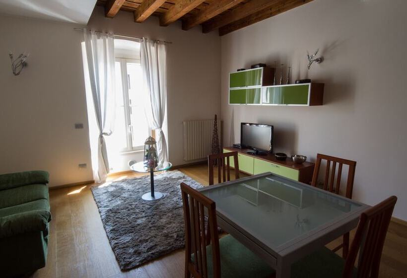 هتل Vip Bergamo Rooms