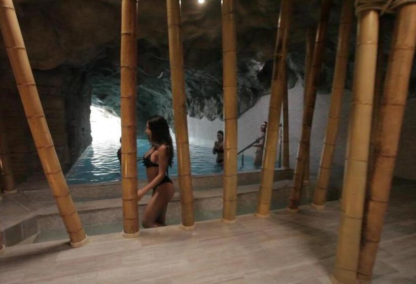 ホテル Virginia Resort & Spa Adults Only