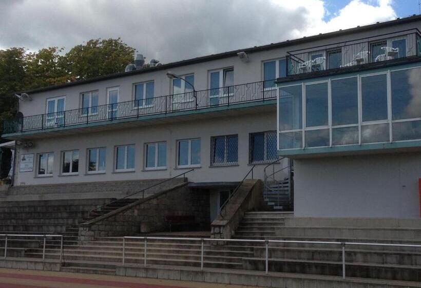 酒店 Zum Sportforum