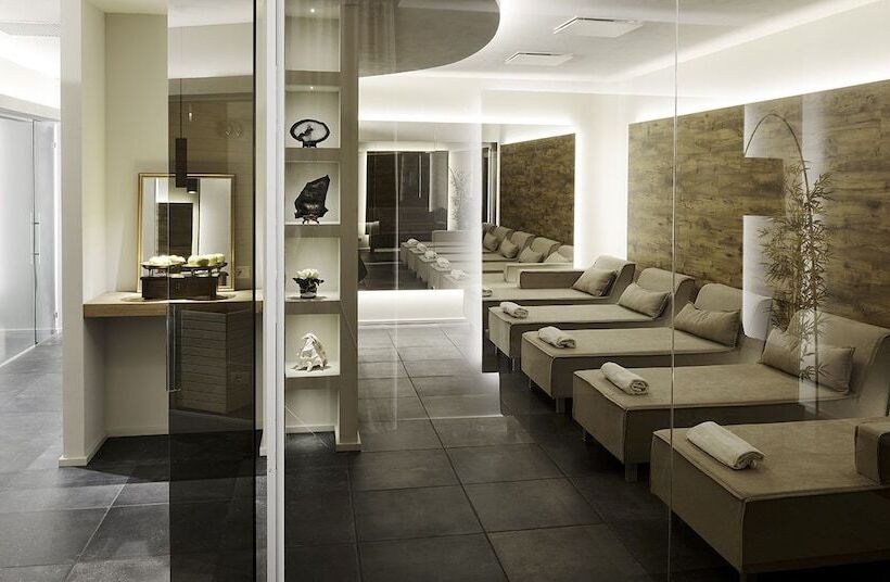 Relais Rossar Boutique Hotel Garda & Hills