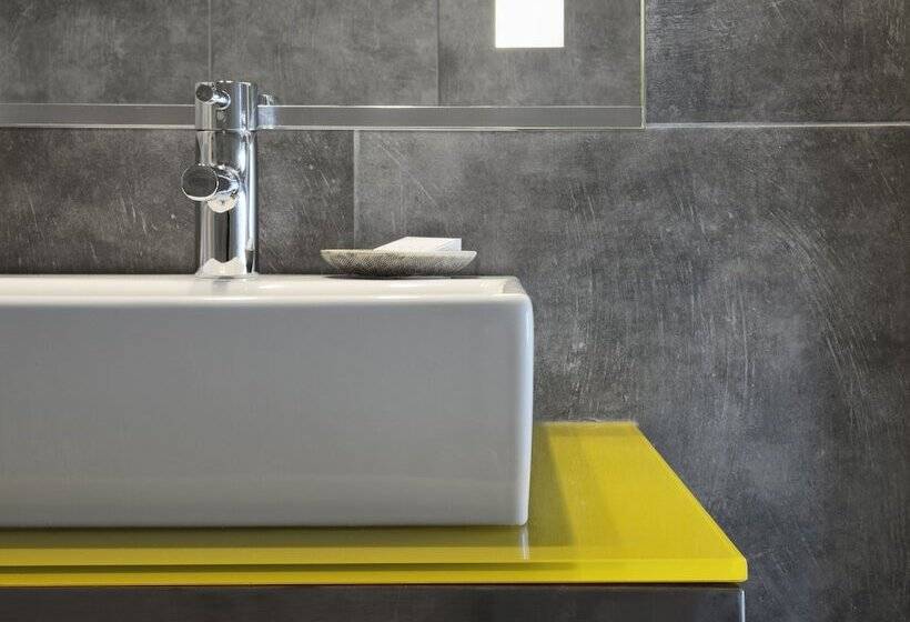 Relais Rossar Boutique Hotel Garda & Hills