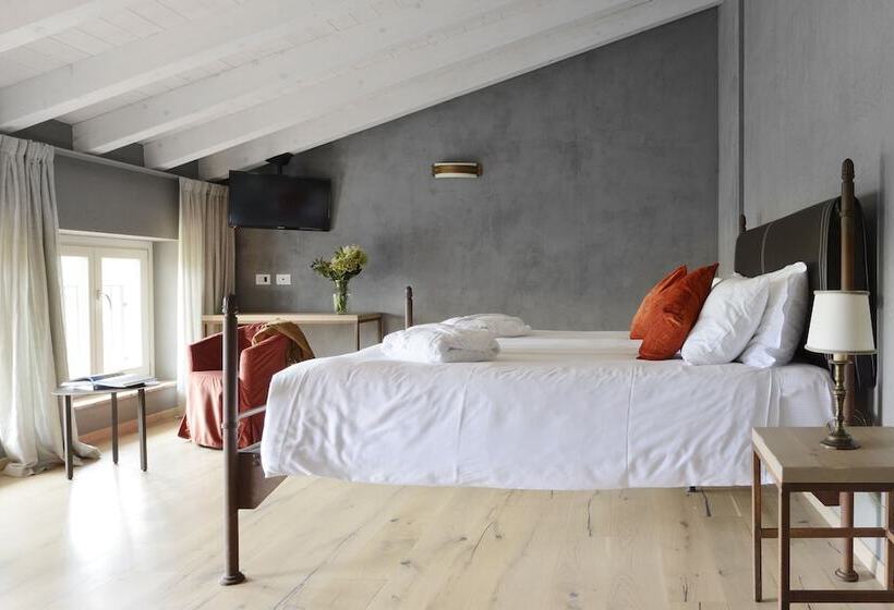 Relais Rossar Boutique Hotel Garda & Hills