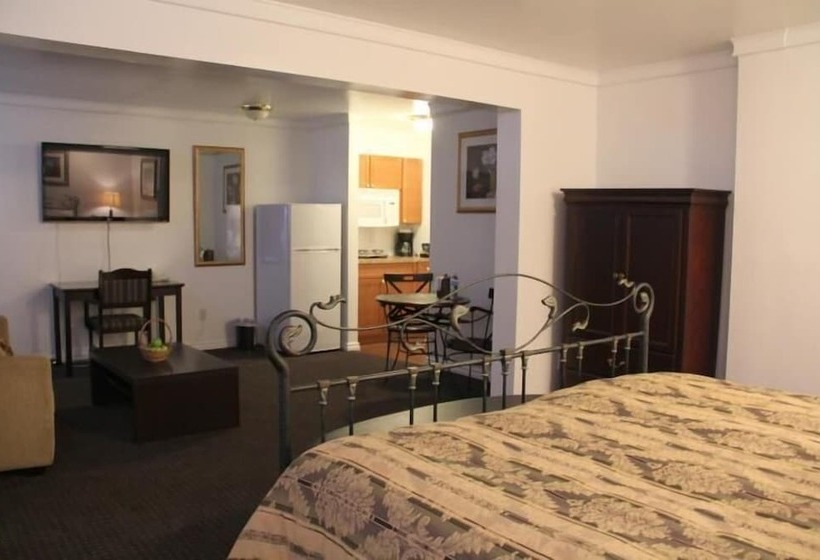 Acorn Motel