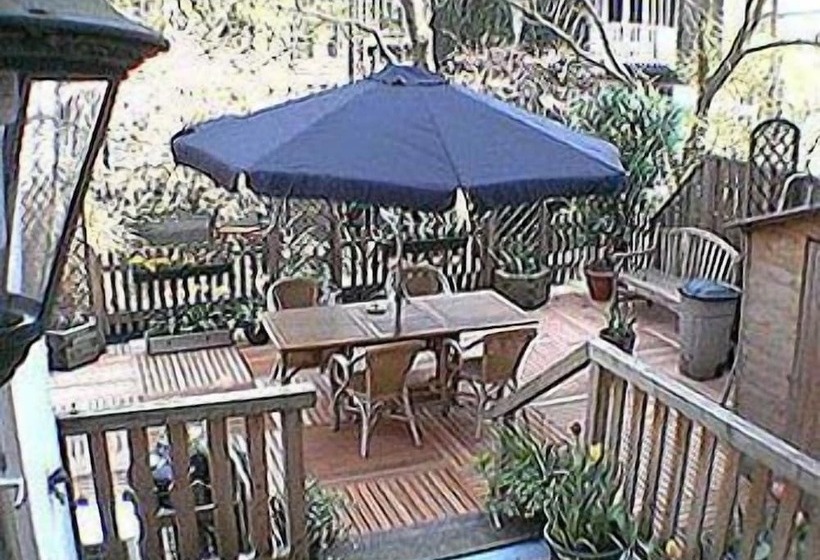 Amsterdam Hostel Uptown