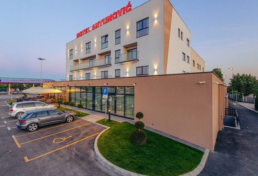 Antunović Hotel East