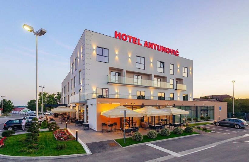 Antunović Hotel East