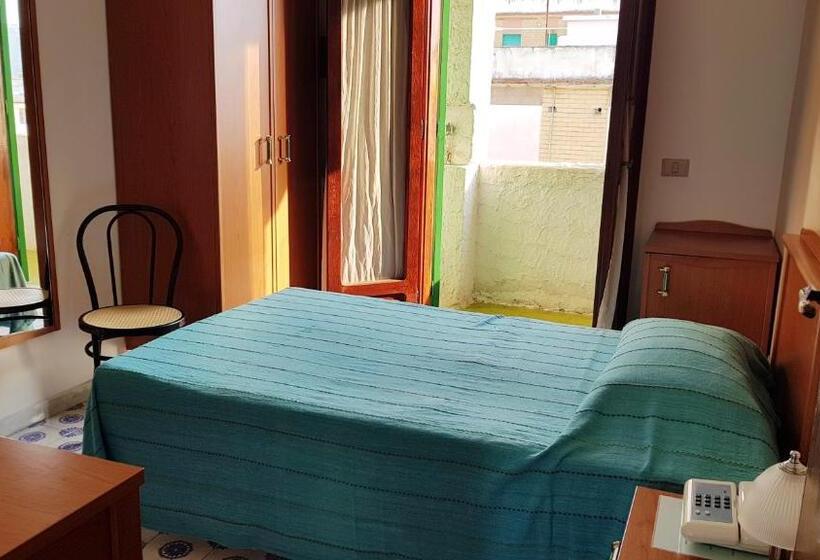 호텔 2 Mari   Vieste