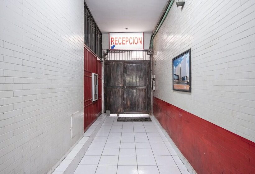 فندق Adhoc Empresas