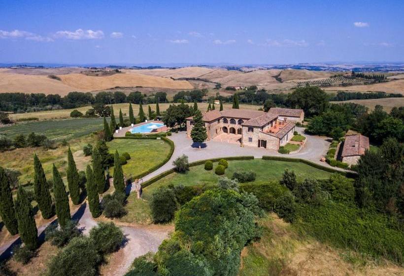 בית מלון כפרי Agriturismo Pometti   Fattoria La Selva