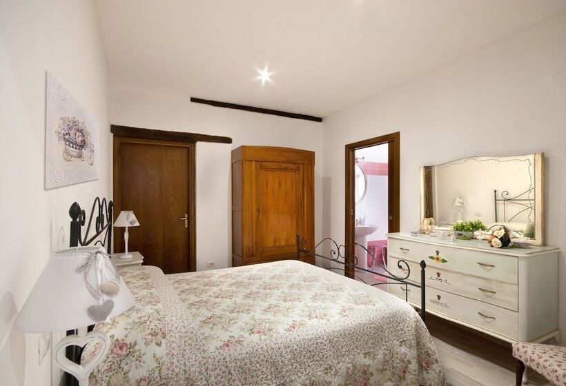 בית מלון כפרי Agriturismo Renello