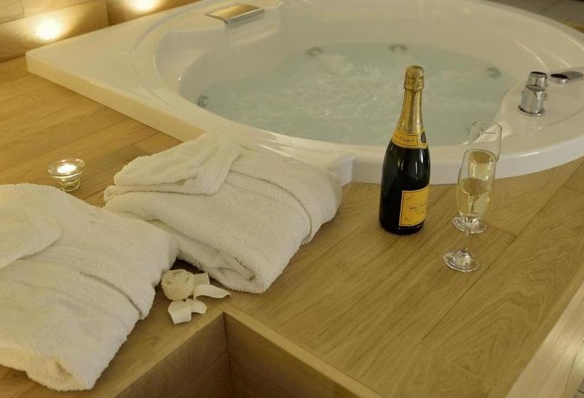 ホテル Albergo Diffuso Monopoli