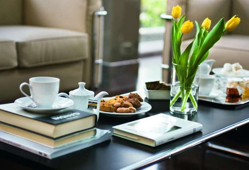 ホテル Albergo La Pace