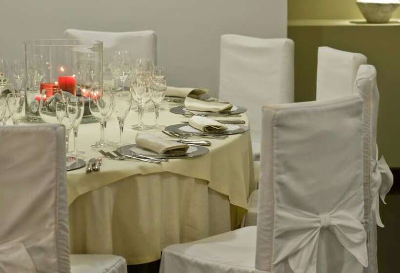 ホテル Albergo La Pace