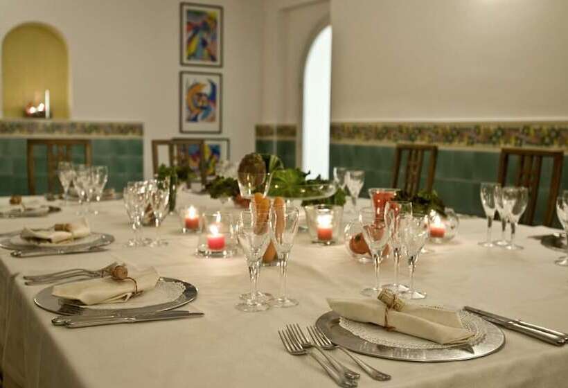 ホテル Albergo La Pace