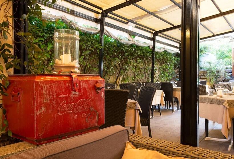 호텔 Albergo Ristorante Giardino