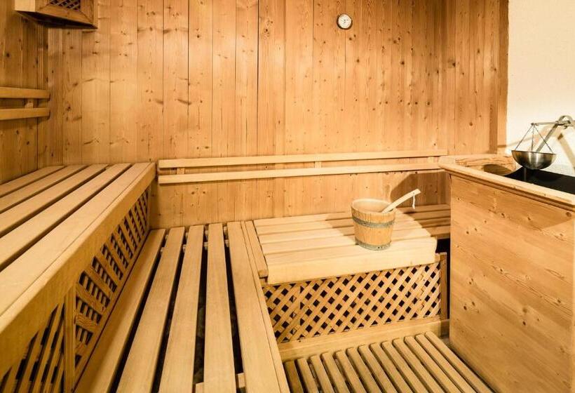 בית מלון כפרי Almina