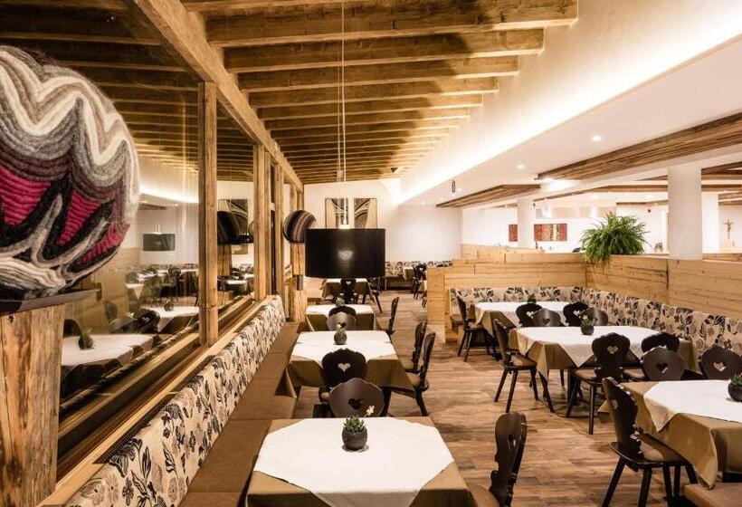 בית מלון כפרי Almina