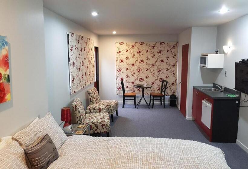 هتل Anchor Down Bed & Breakfast