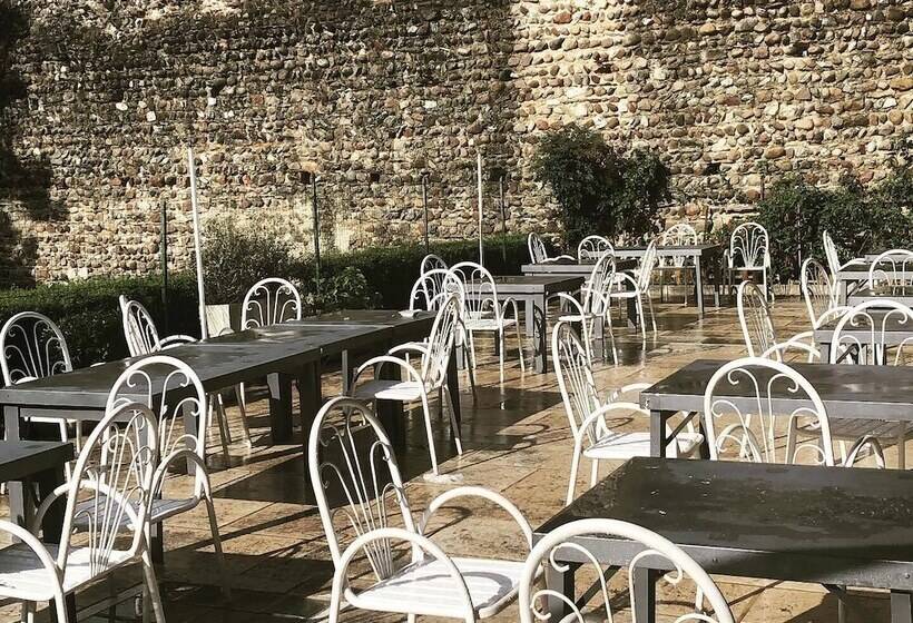 בית מלון כפרי Antico Borgo