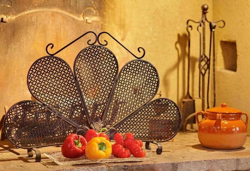 בית מלון כפרי Antico Borgo San Lorenzo Relais & Residence