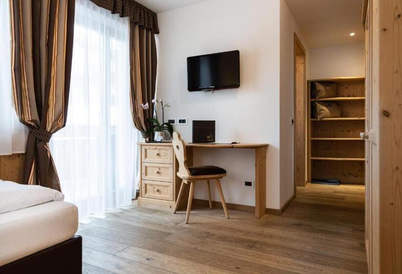 فندق Arkadia   Adults Only