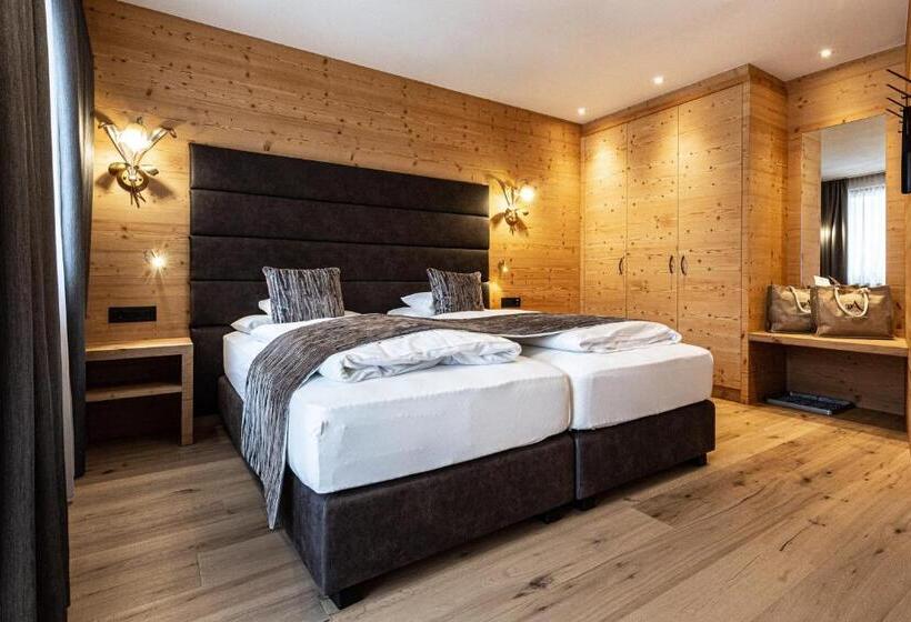 فندق Arkadia   Adults Only