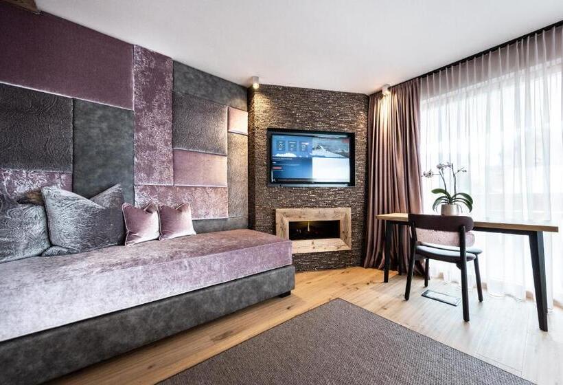 فندق Arkadia   Adults Only