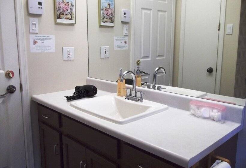 فندق Au Gîte De La Chute